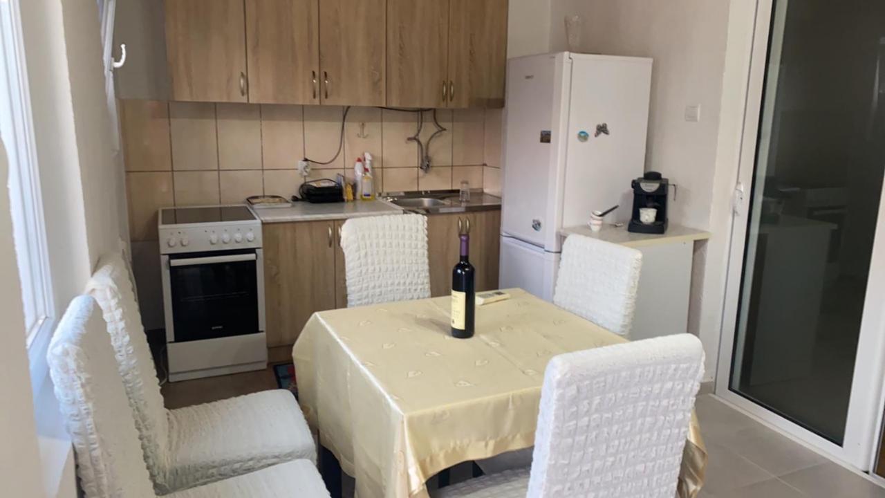 Alisa Sea View Apartment Prcanj Kotor Zewnętrze zdjęcie