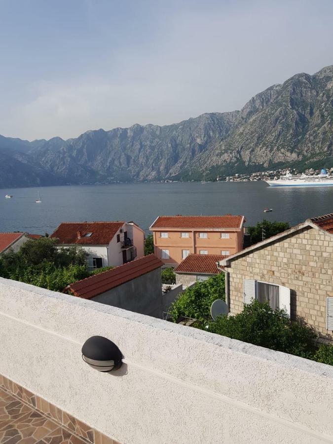 Alisa Sea View Apartment Prcanj Kotor Zewnętrze zdjęcie