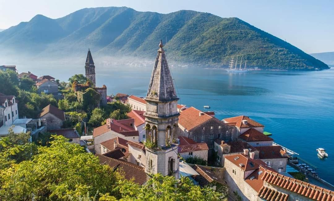 Alisa Sea View Apartment Prcanj Kotor Zewnętrze zdjęcie